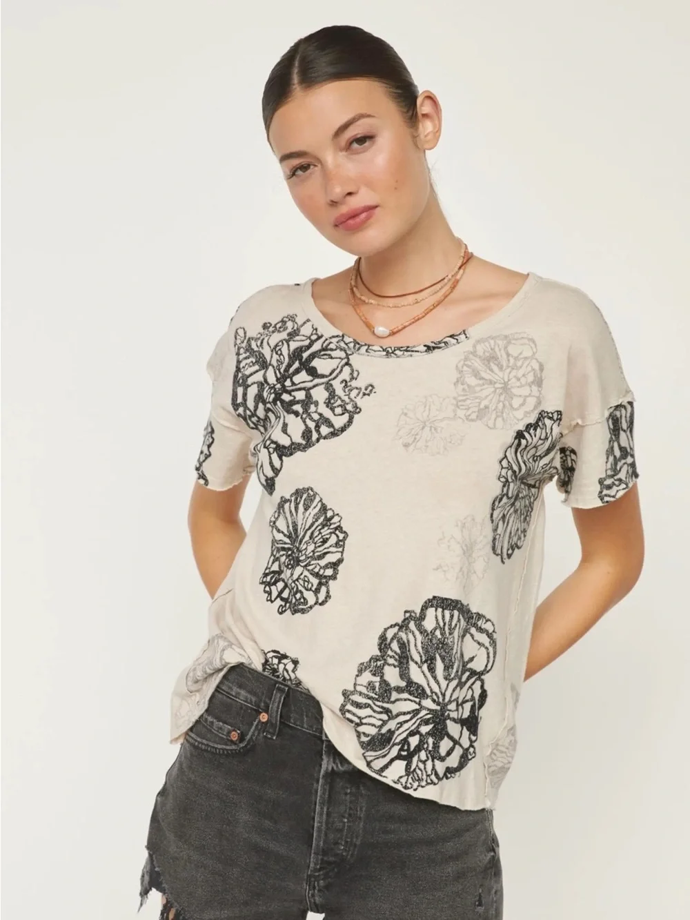 Pilcro Cream Short Sleeve Tee with Black Floral Print linen blend XS - Picture 1 of 8